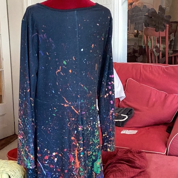 A splash of color - Picture 7 of 10